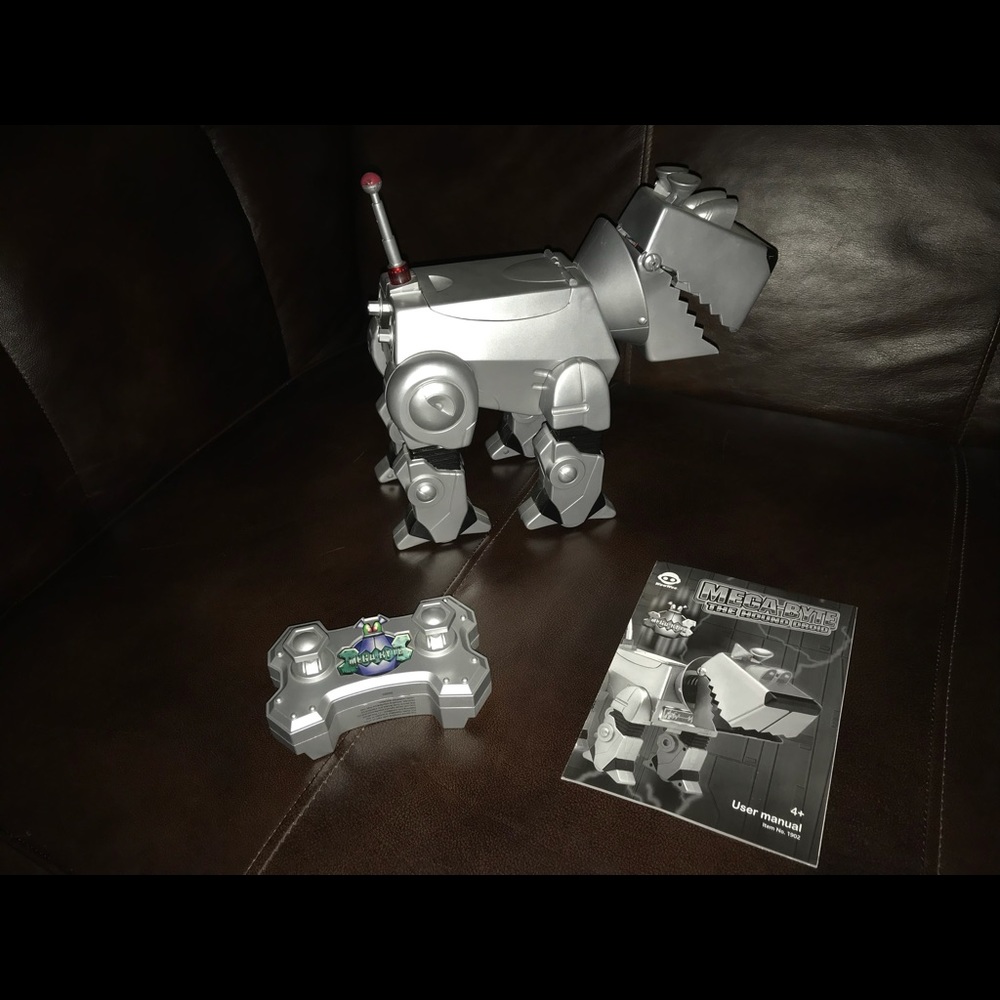 “Mega-Byte” Hound Droid